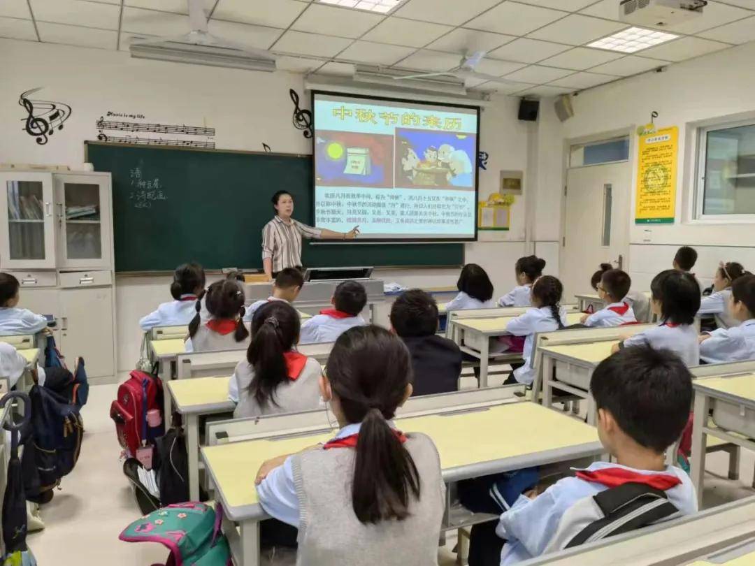 节日|吃月饼、做灯笼……航天基地这样欢度中秋佳节！