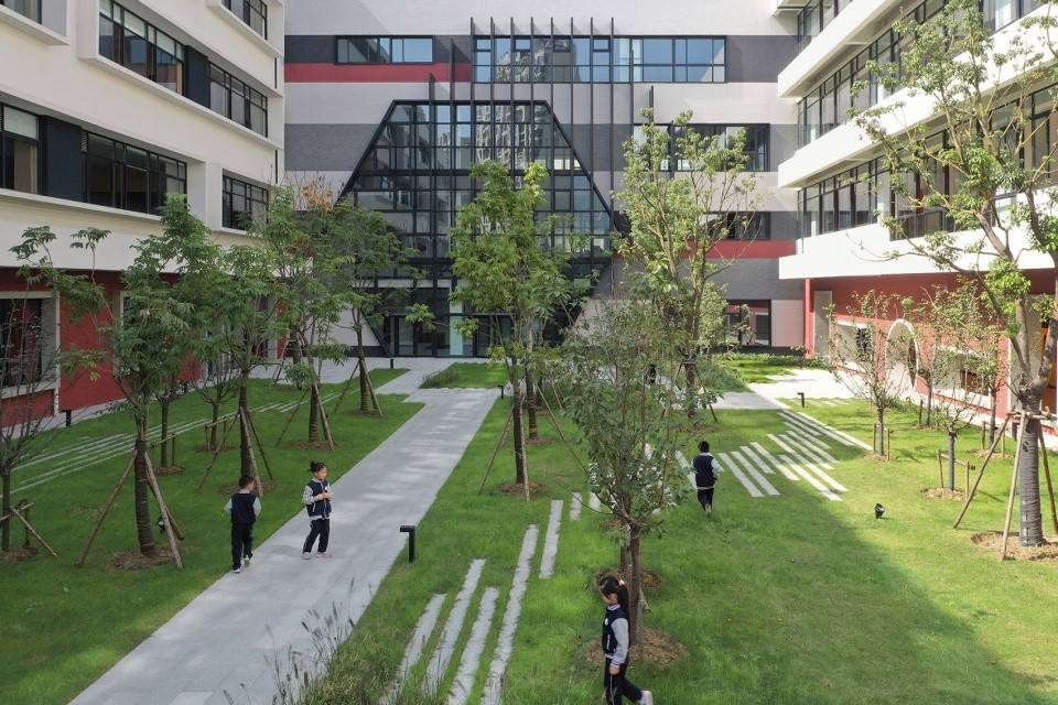 设计|幼儿园和小学一体的贵族学校，这设计真绝！