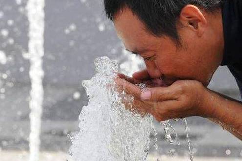 症状|糖尿病并发症来临前，身体一般会有这8个“表现”，可别忽视了