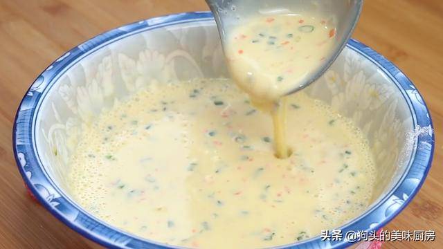 葱花|这样给孩子做早餐,不加一滴水,手不沾面就能做,柔软又筋道