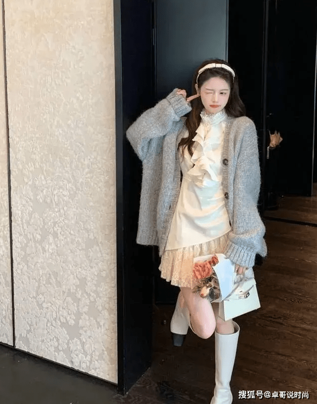 女孩子 美少女的秋季搭配，全是照穿的干货，轻松穿出活力感，快来学起来吧