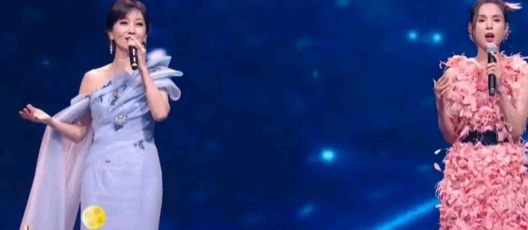 身材 女明星在照片里个个颜值佳身材好，可到了晚会就全都暴露了