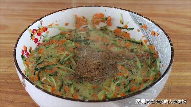 做法|降温了，包子馒头靠边站，早餐就吃它，6分钟搞定，太香了