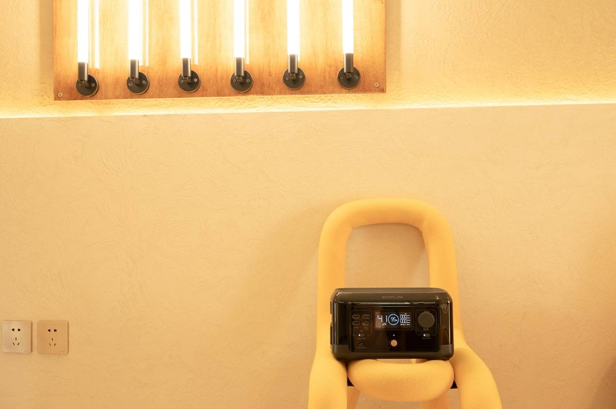 EcoFlow|户外电源颜值天花板？无线充电+600W：EcoFlow 正浩睿RIVER mini
