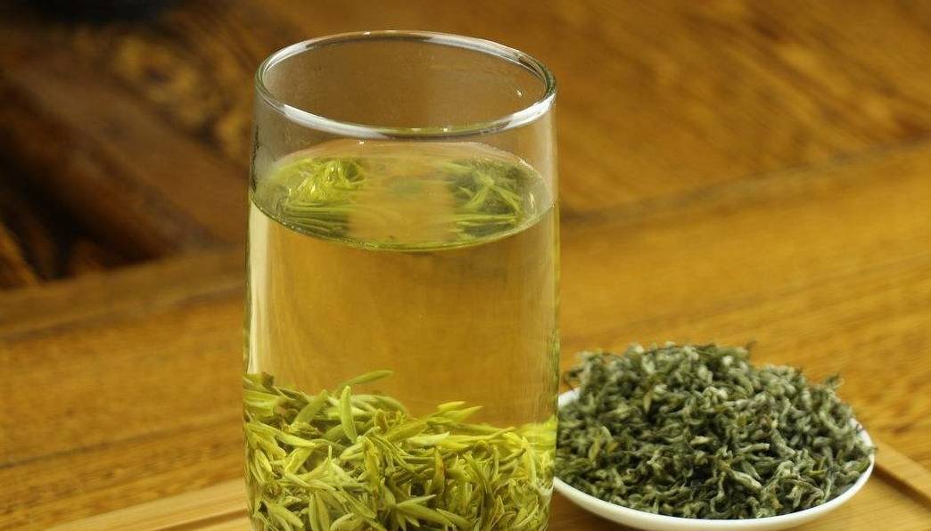 黄豆|有糖尿病的人,这5种食物要忌口,喝1茶,吃两豆,血糖慢慢降下来