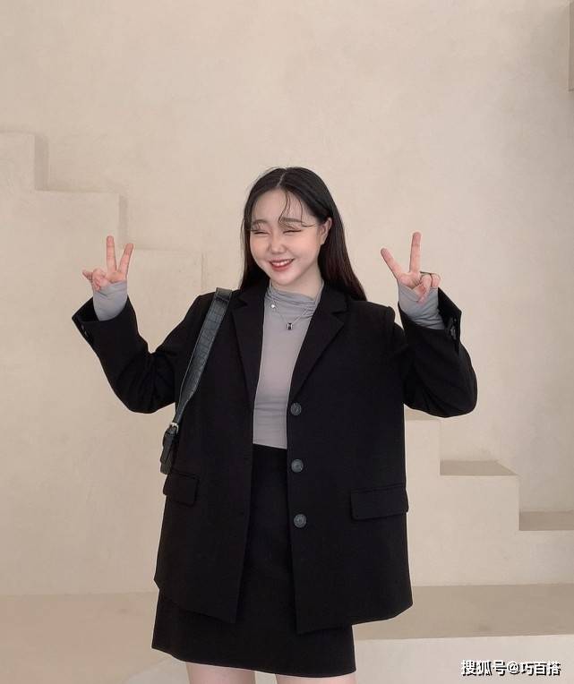 衣身太 微胖女生穿衣呆板没品味？你错了，她们这样穿是真的又瘦又美