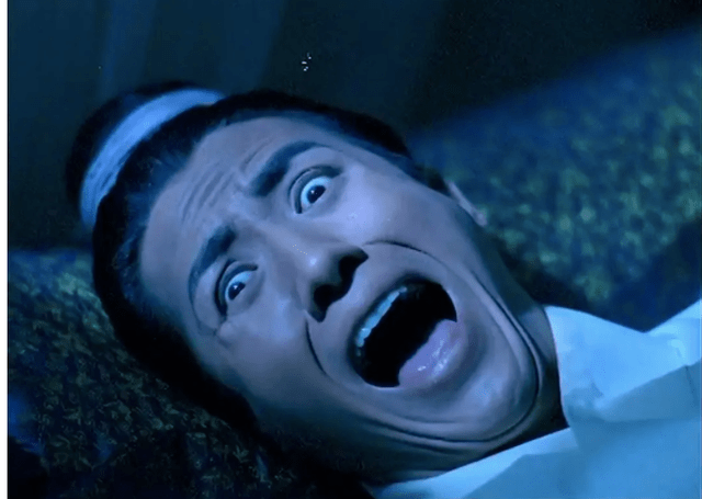 恐怖气氛很浓,尤其是在女鬼转身的时候,一秒从美女变成了厉鬼的镜头