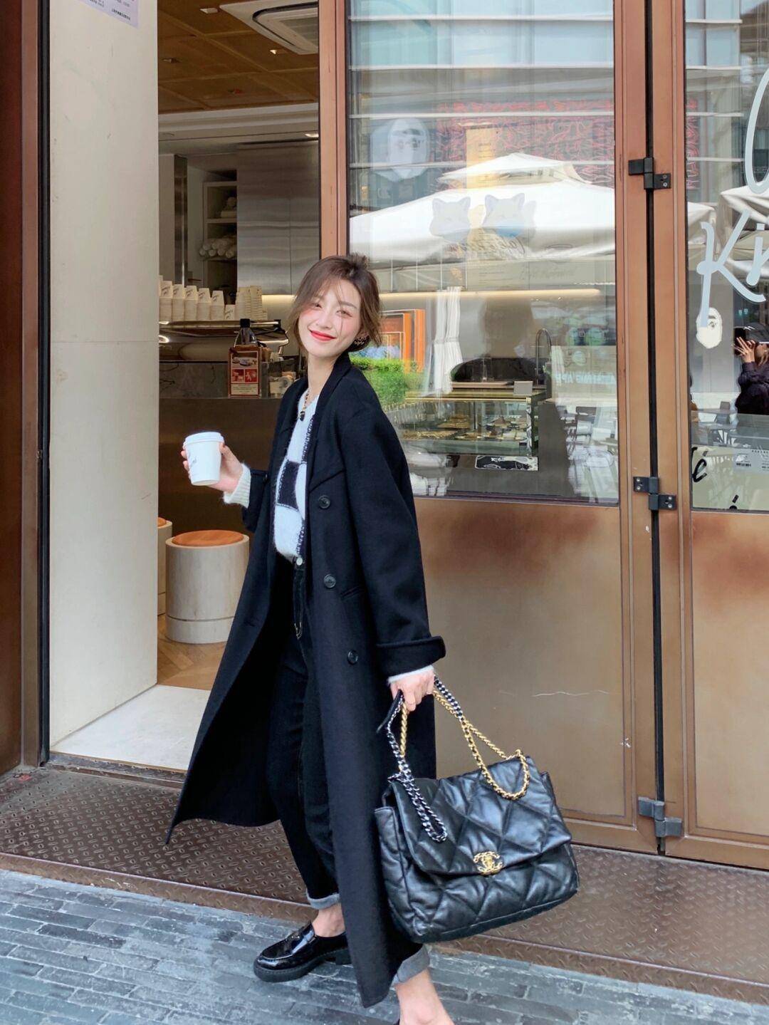 身材 毛呢外套不能乱穿，这几个搭配思路值得借鉴，远离拖沓，高级精致