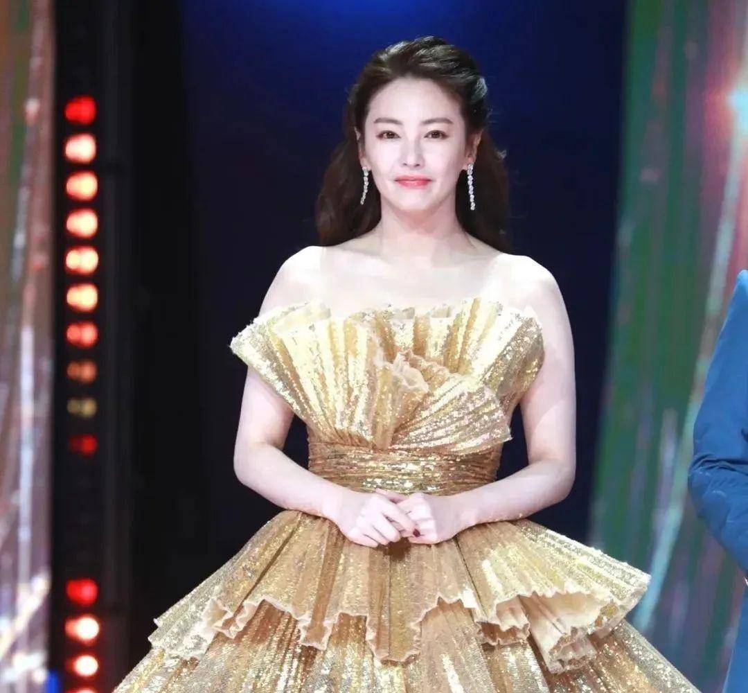 身材 身高最有欺骗性的7位女星，看脸是大高个，实际上却不到1米七