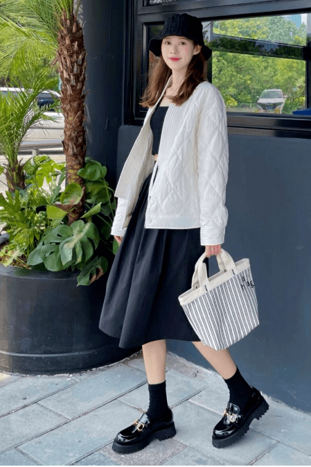 皮鞋 初秋的韩系小清新穿搭示范，减龄又好看，时髦精最爱！