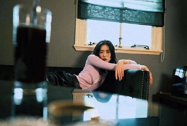 条纹 蹭明星人气从无名小卒变顶流？各种风格游刃有余，当之无愧的大势