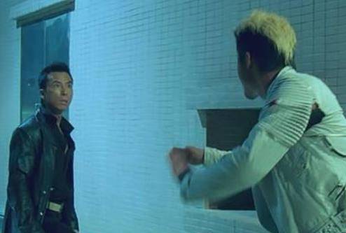 武打|“硬汉”吴京，就这样改写了他的结局，“吴导”名符其实