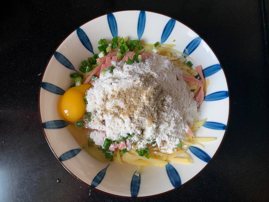 生活|软糯好吃的早餐土豆饼,简单又惊艳,简直不要太好吃