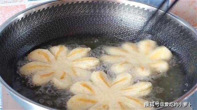 做法|家常版小零食做法,步骤简单美观,香酥又可口,孩子们解馋必备