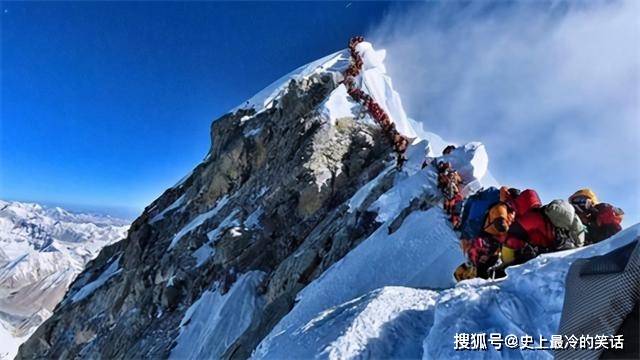 珠穆朗玛峰“睡美人”：长眠23年为何无人掩埋？现今已成登山路标