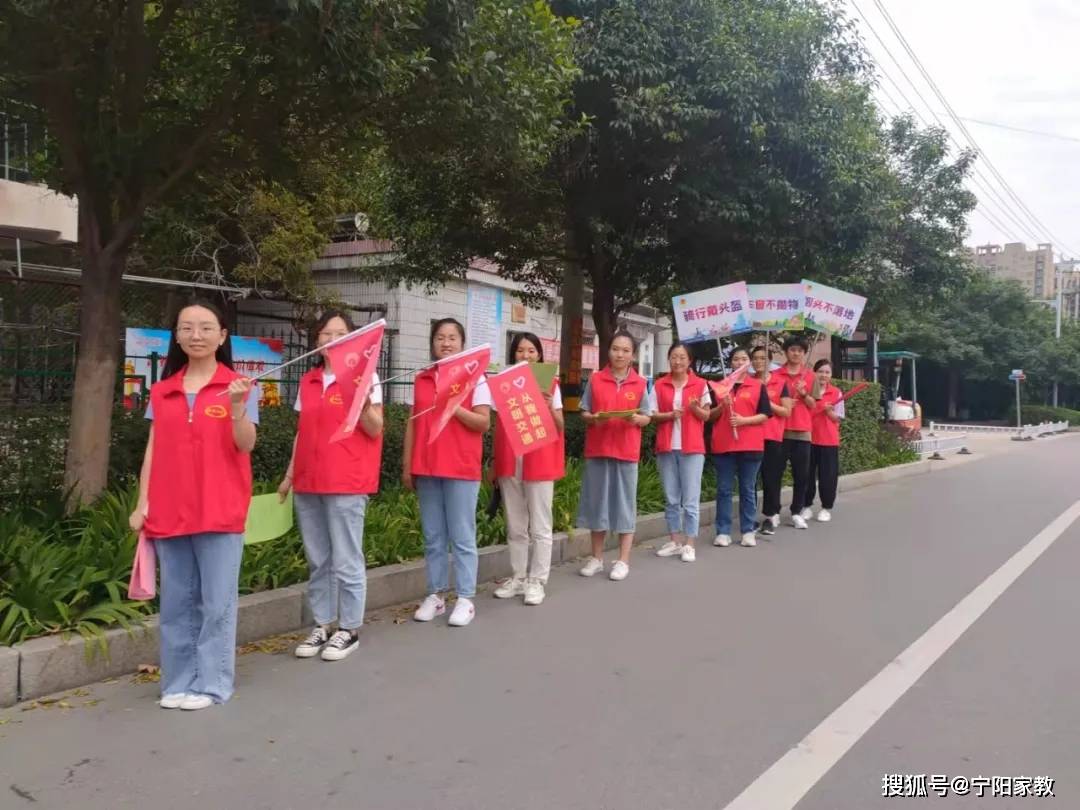 志愿者活动推动了我县精神文明共建共享,助力了我县全国文明城市创建