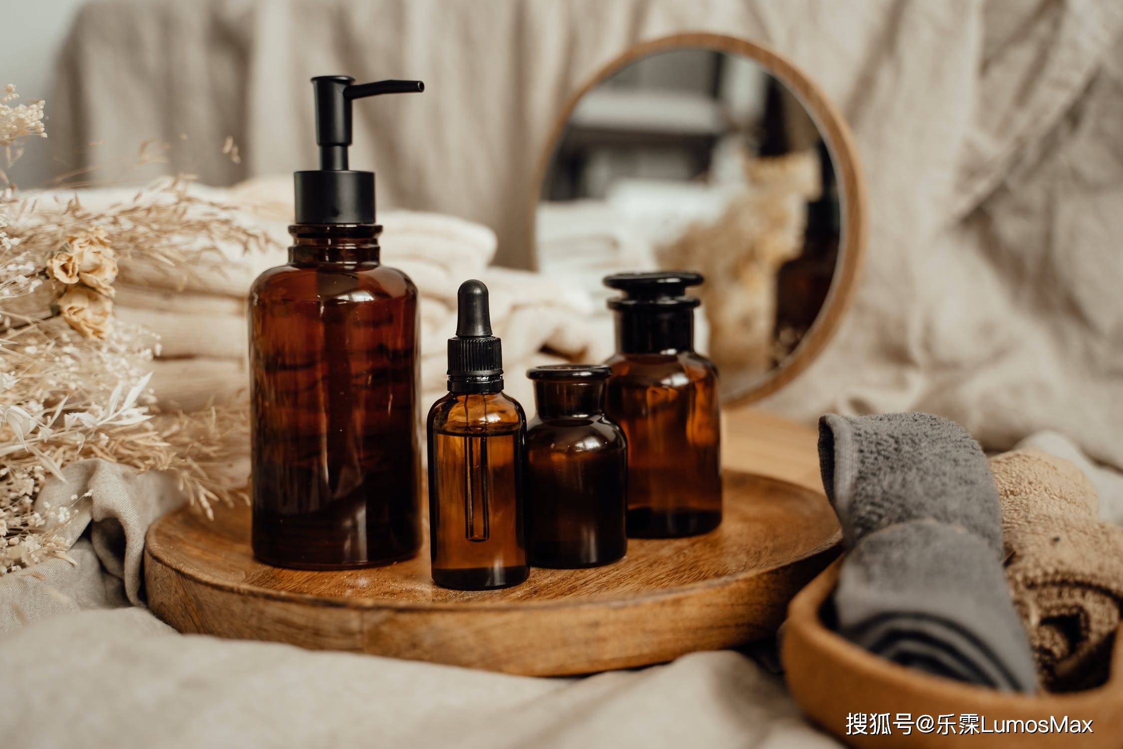 症状皮肤敏感易干燥？换季护肤要避开3个“误区”，不然等于白费功夫
