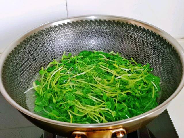 加入适量|给孩子做花式早餐，营养丰富，做法简单，别有一番风味