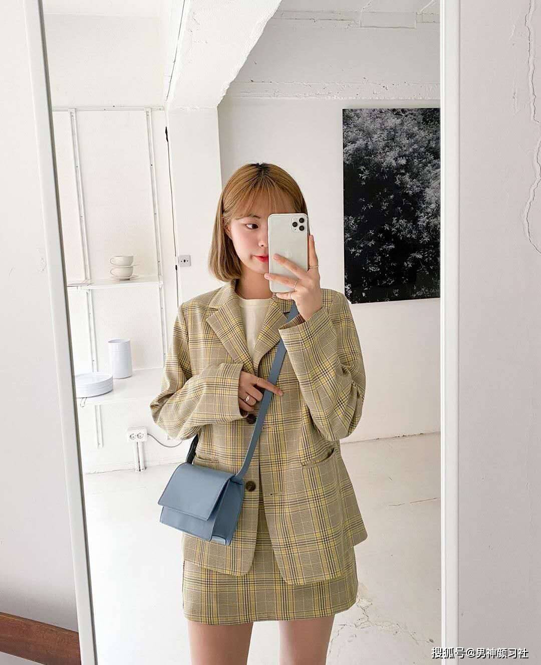 格裙 小仙女们国庆节穿成这样就敢出游啦？“壁咚装”你们懂吗？