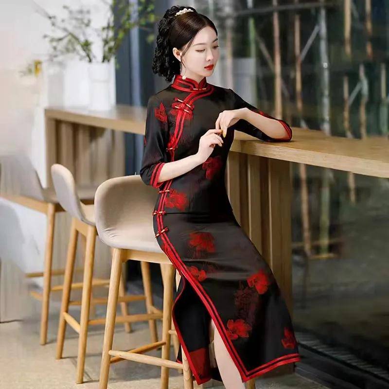 双合 现代改良长款旗袍,只看那茵茵霞霞的缤纷色彩,怎能叫人不留恋!