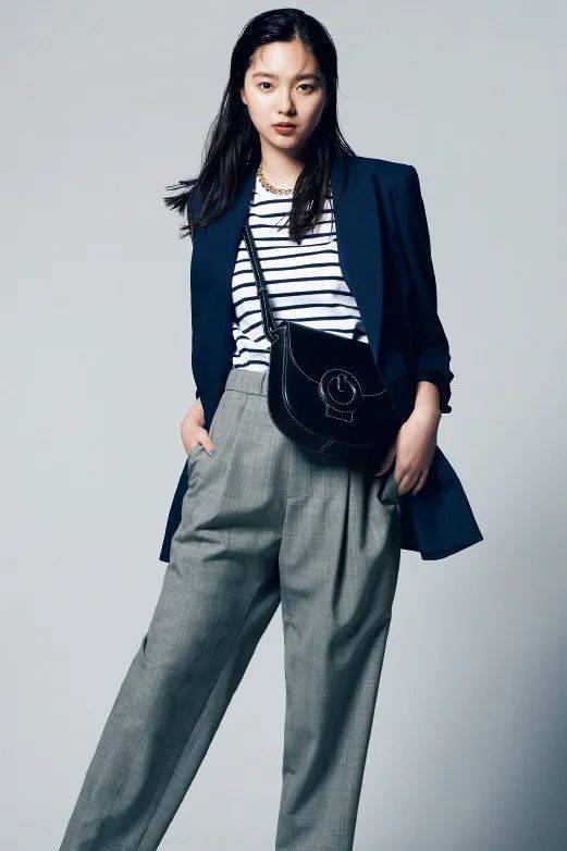 设计 秋天外套里面穿什么?这4种经典内搭让你一直美下去！