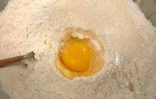 煎饼|春天做早餐,吃它最省事,不用发酵松软香甜,10分钟就做好,特赞