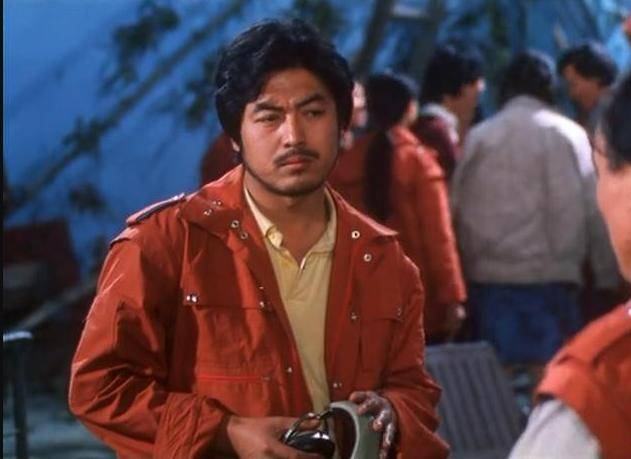 海市蜃楼|80年代十大“现象”佳片,《少林寺》1.6亿,《红高粱》获奖无数2