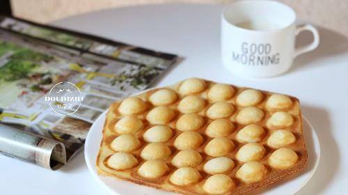 美食|早餐吃鸡蛋仔,我能吃三个,看着一个个圆球好看,没想到吃着更香