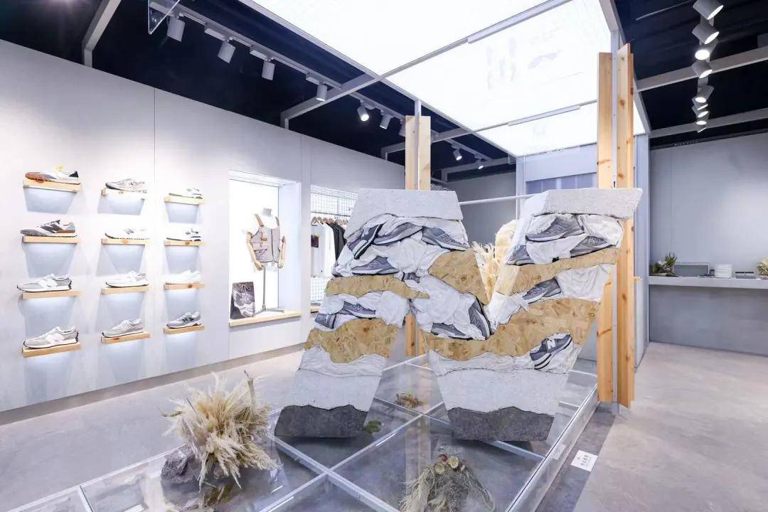 成都 为什么这家New Balance这么酷？