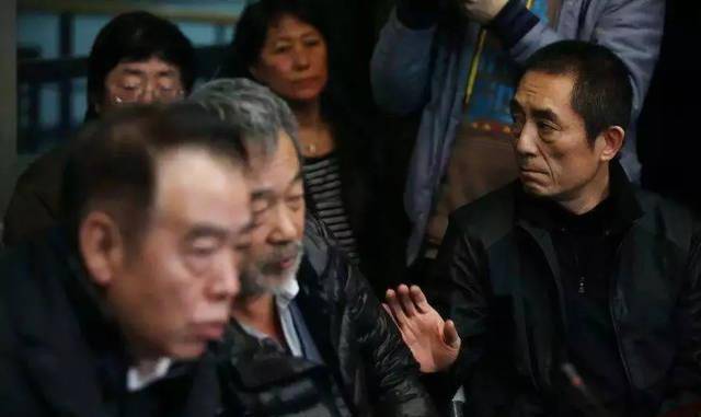 能力|陈凯歌陈飞宇父子传承的群嘲体质:能力弱心眼小、精致利己改国籍