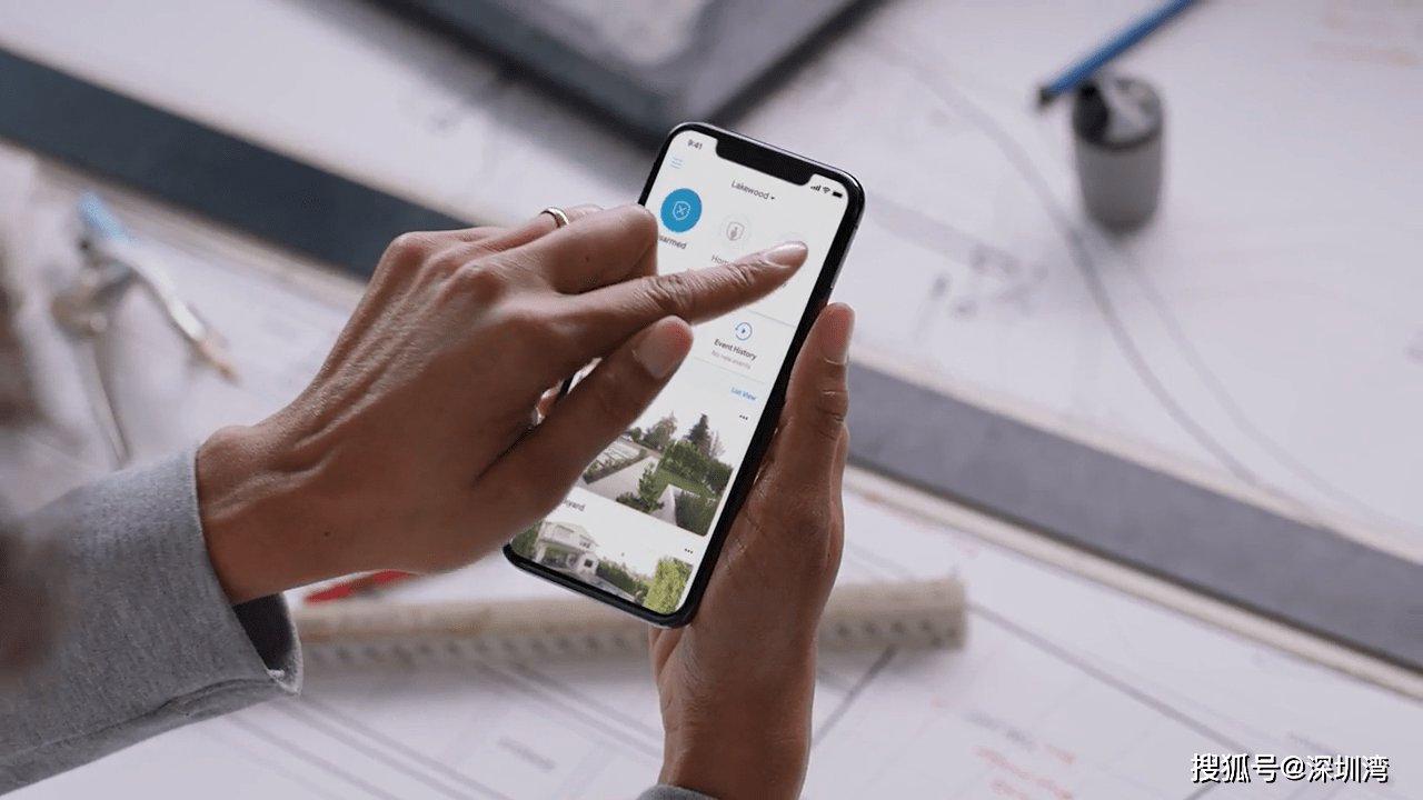 亚马逊|音箱上墙、手环加屏、平板能投影、无人机家中飞，亚马逊 9 大新硬件汇总