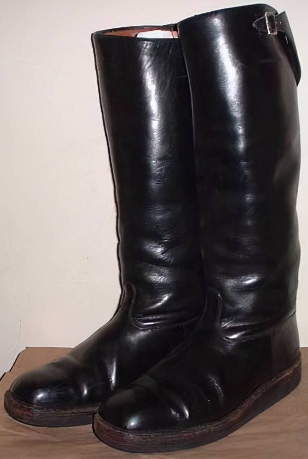 二战德军为何都穿长筒靴?