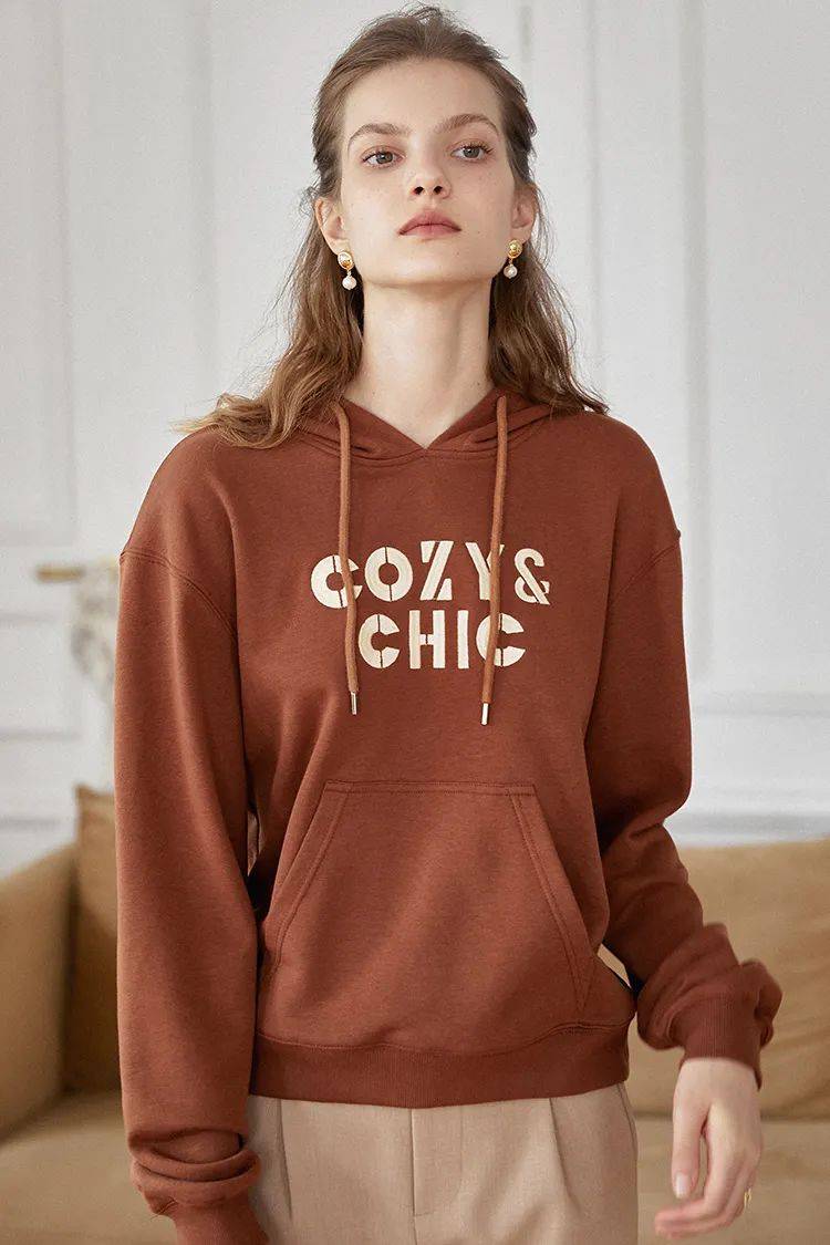 经典 卫衣+阔腿裤，今秋最舒适时髦的搭配！