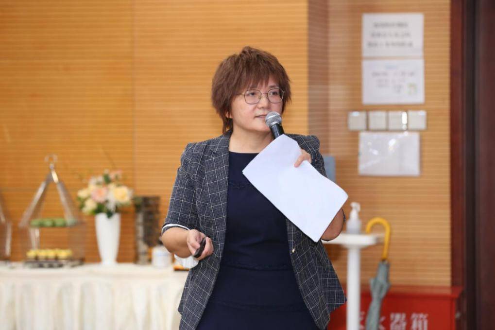 会上,住建部标准定额研究所刘彬副处长对课题编制提出要求.