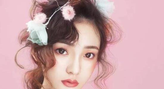 假发化妆师谈给明星化妆的内幕，带28公斤化妆箱跟妆，有时还要煮假发