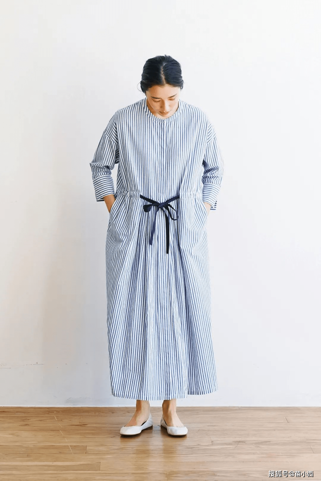 浅棕色 精致优雅的日系穿搭，慵懒中又不乏时尚感，30岁的女性必须学一下