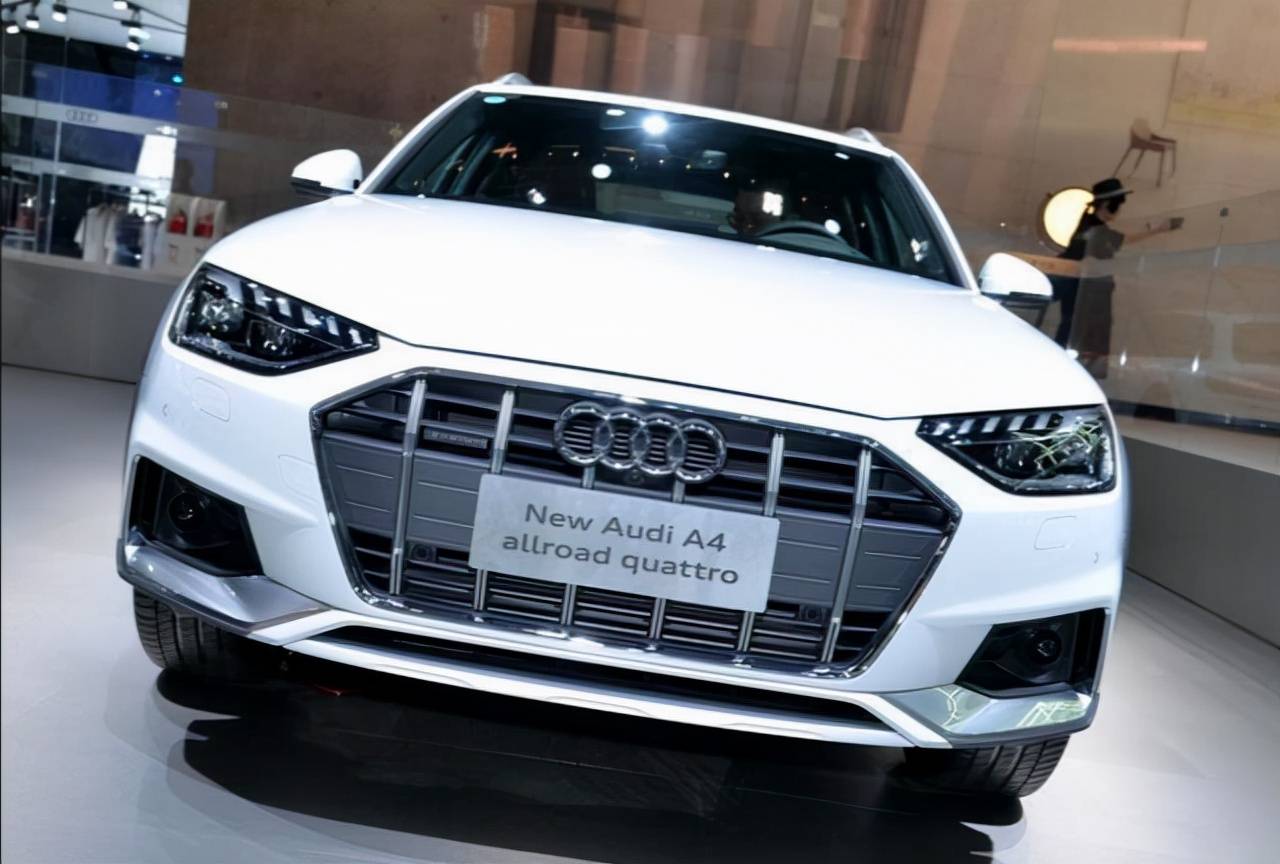 中级轿车的猛将加速媲美m320t后驱好看啥新c级