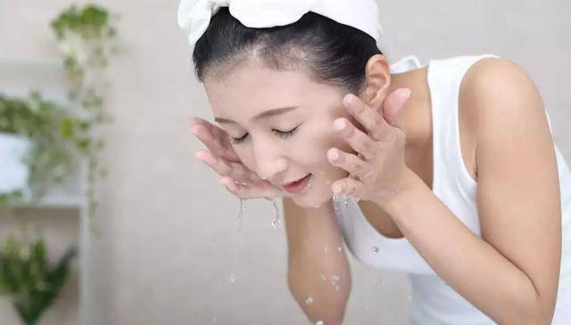 人群硫磺皂的功效你知道多少？油性皮肤可以每天用硫磺皂洗脸吗？
