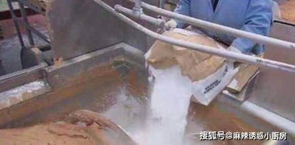 因为|继辣条之后，火腿肠也开始曝光生产车间，却没想到起了反作用