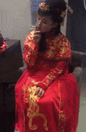 爆笑GIF圖：最近女友又調皮了，看我怎麼捏她的臉來發泄發泄 搞笑整蠱 第4张