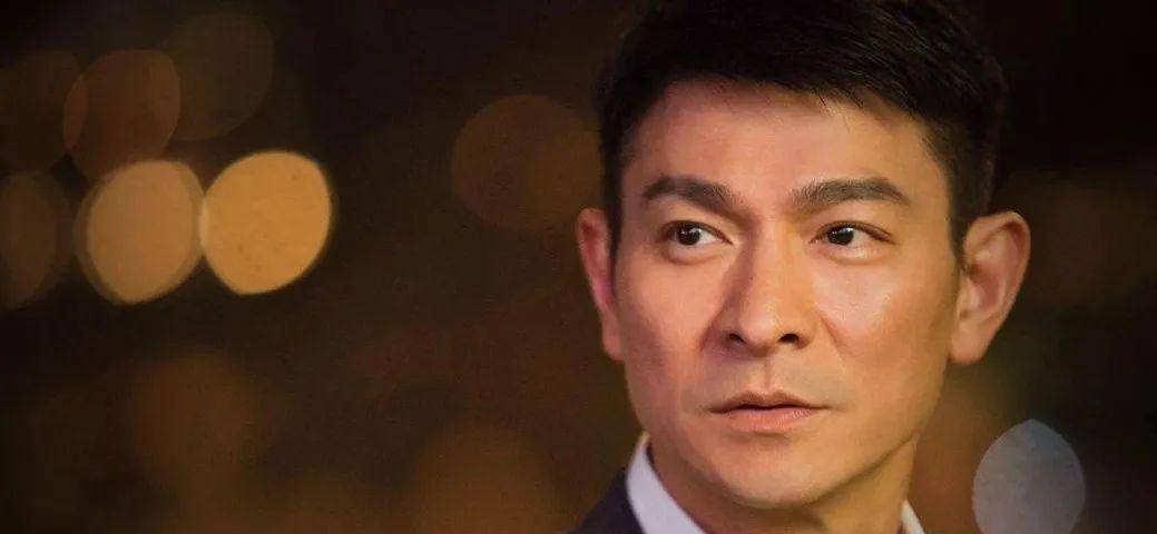 因为|《中国医生》里张子枫展现“神仙落泪”,有望成为00后“影后”?