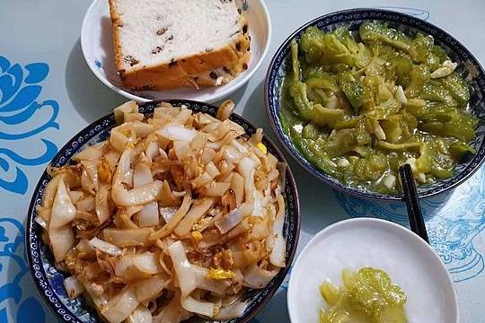 白粥|和家人一起备早餐，简单味美，每一道都是经典佳肴