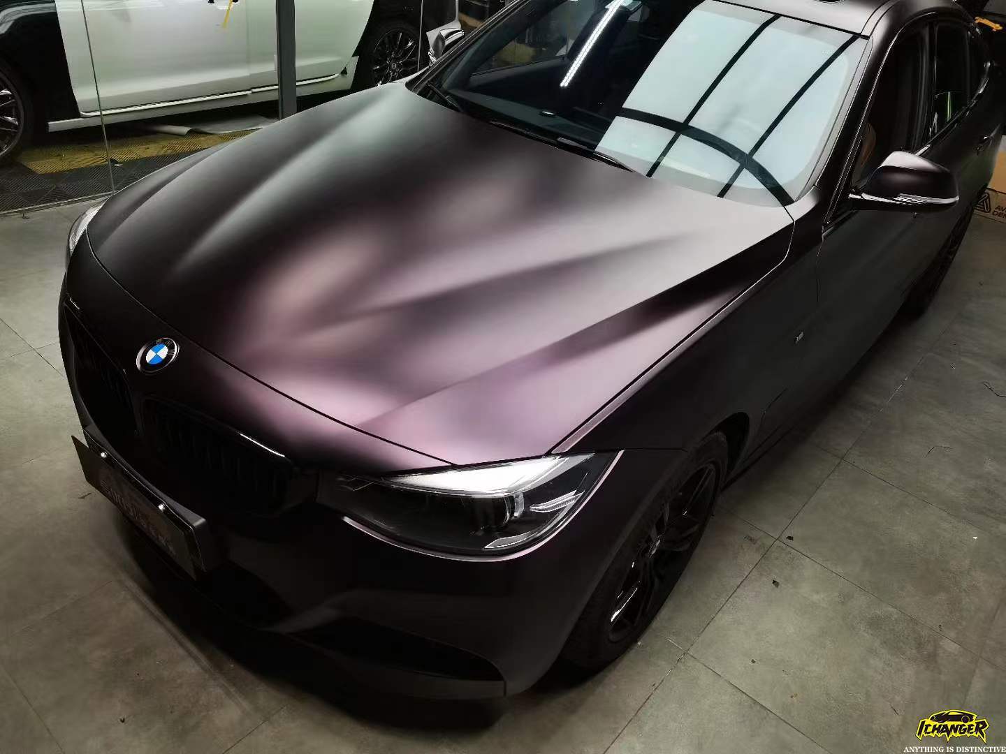 宝马3系gt全车贴膜ichangericr改变者改色膜超亚黑幻紫