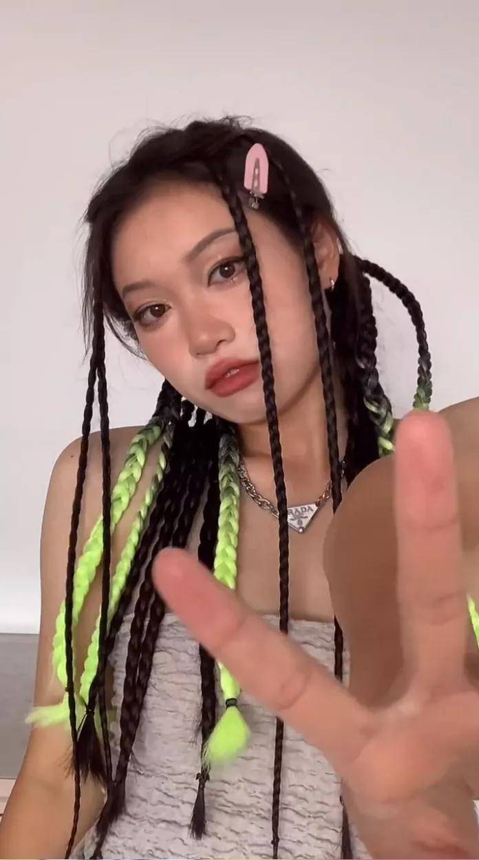 音分从呆瓜素颜到美漫小野猫，堪称徒手整形的抖音换头博主？