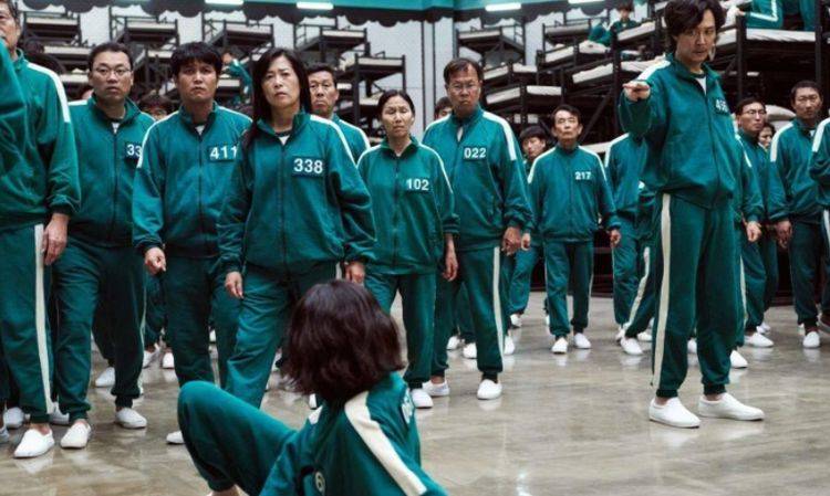 因为|48岁李政宰因《鱿鱼游戏》开通ins，他才是名副其实“三高”人士