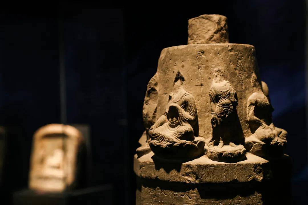 艺术|上海大学博物馆：用龙门石窟开启古代和当代艺术的对话