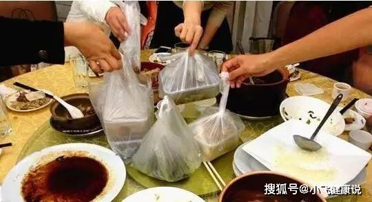 营养素|中国式“糊弄”早餐,比不吃更伤身体,第一种很多人喜欢吃