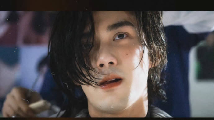 时代|吴磊在里面怎么老被打呀?