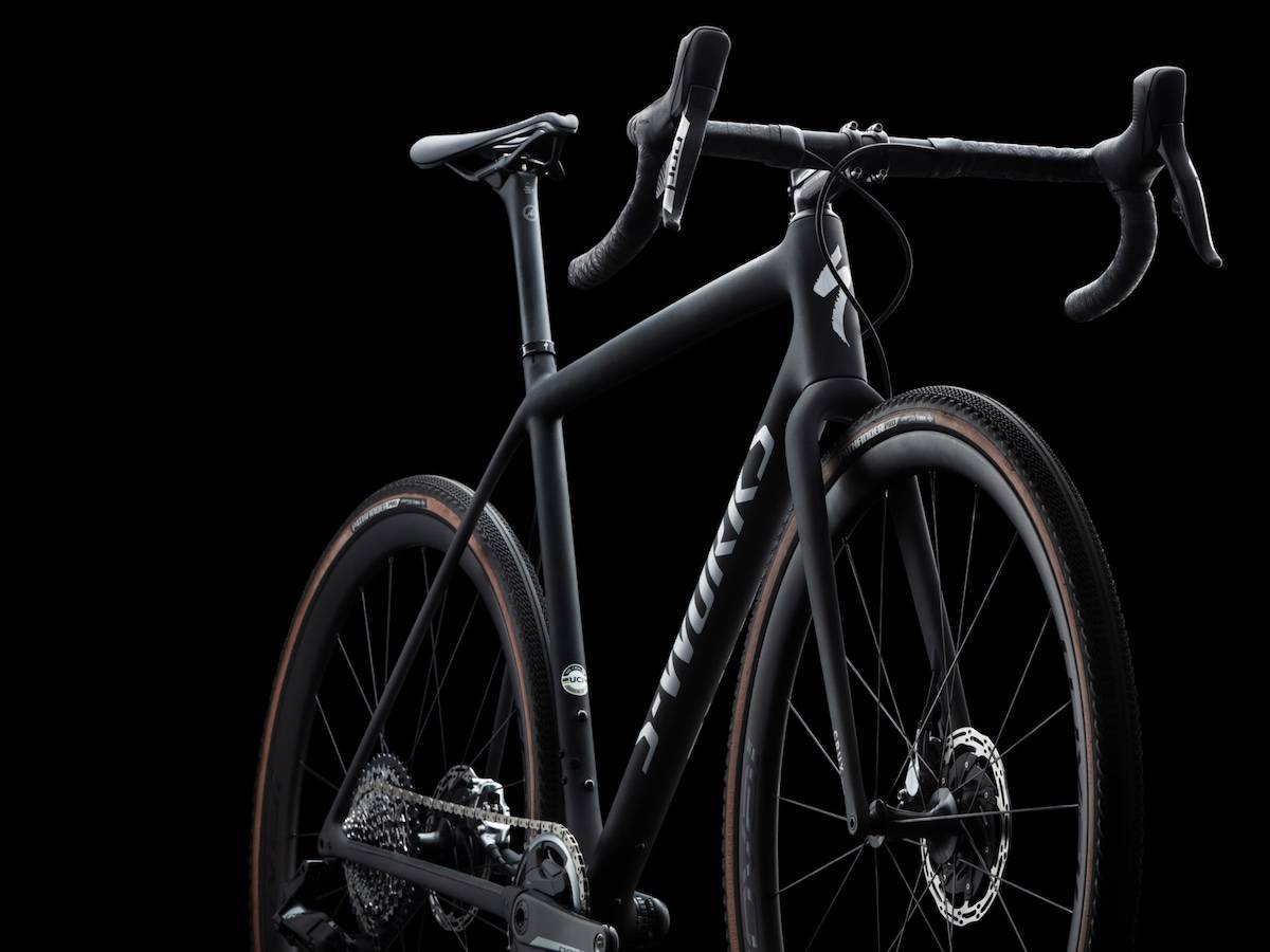 砾石新革命闪电推出crux系列轻量化砾石车