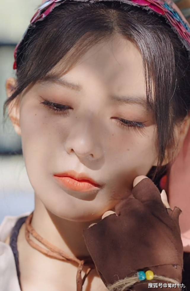 罗正|罗正新剧造型撞款《眷思量》男主镜玄引争议，主演杨伊墨也有责任？